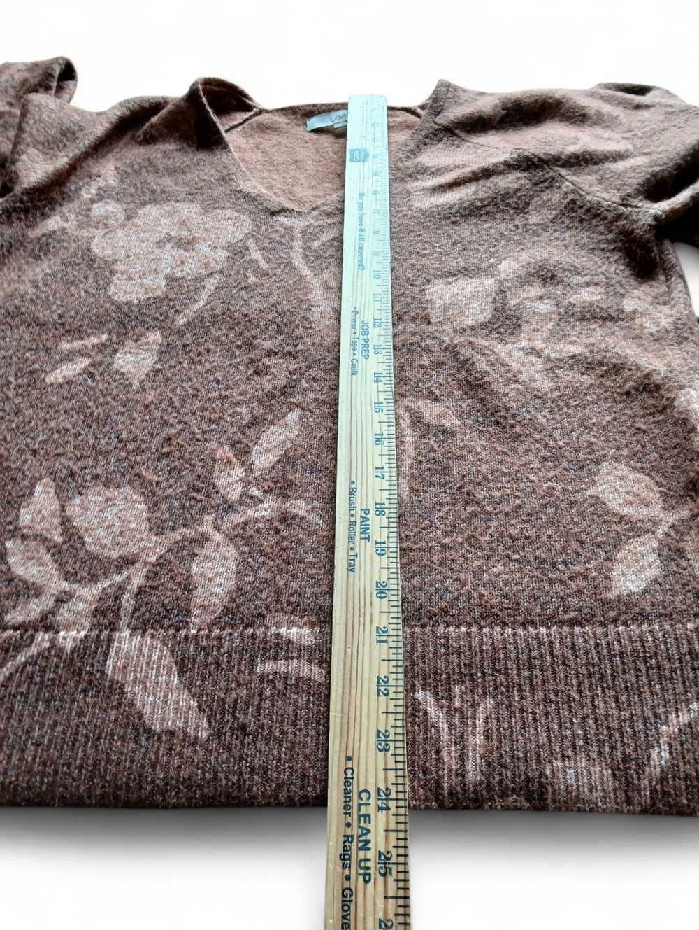 LOFT Size Large Dusty Rose Floral V-Neck Sweater